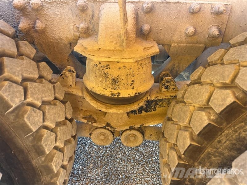 Kenworth T880 6x4 Mixer Truck Betonvedēji