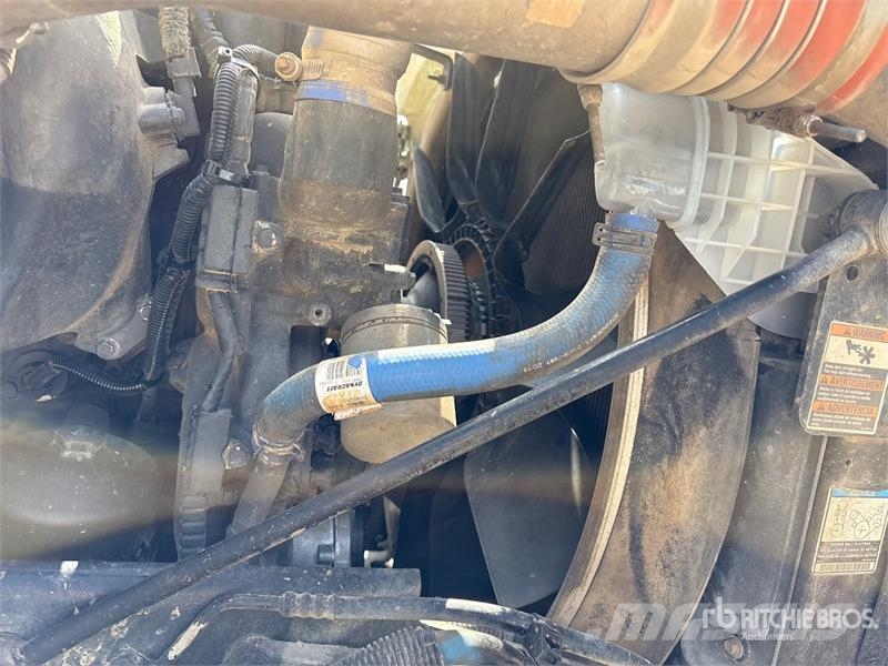Kenworth T880 6x4 Mixer Truck (Inoperable) Transmikserler