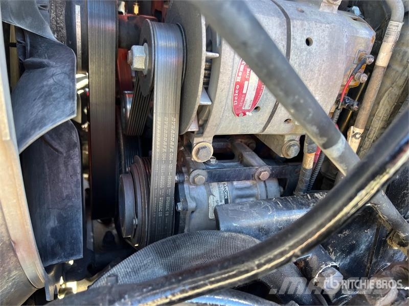 Kenworth T880 Cab and Chassis Cabins and interior