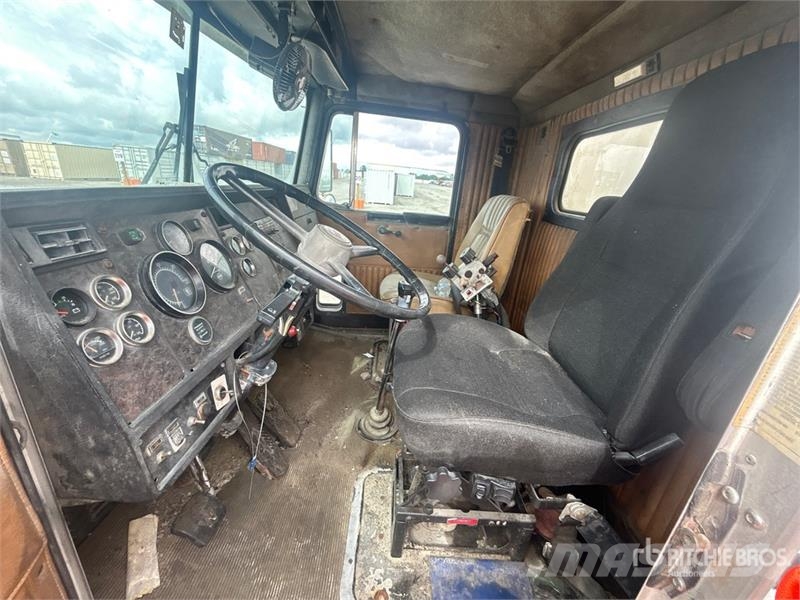 Kenworth T880 Spreader Truck Pilsētas atkritumvedēji