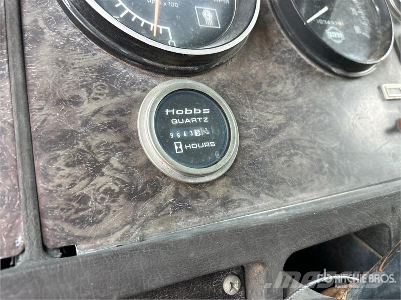 Kenworth T880 Spreader Truck Pilsētas atkritumvedēji