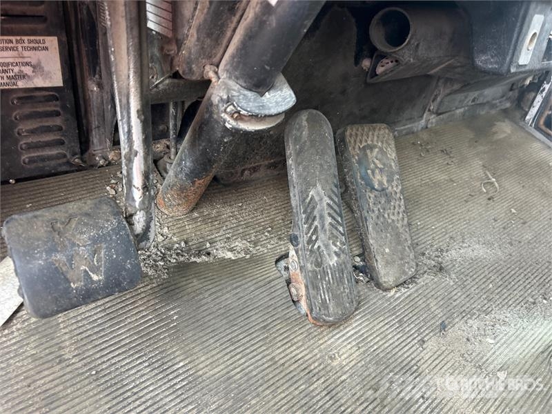 Kenworth T880 Spreader Truck Pilsētas atkritumvedēji
