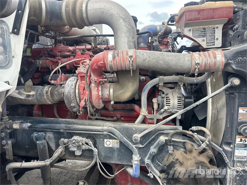 Kenworth TC700 70 ton Straight Boom on Kenworth T-800 12x6x شاحنات الرافعات