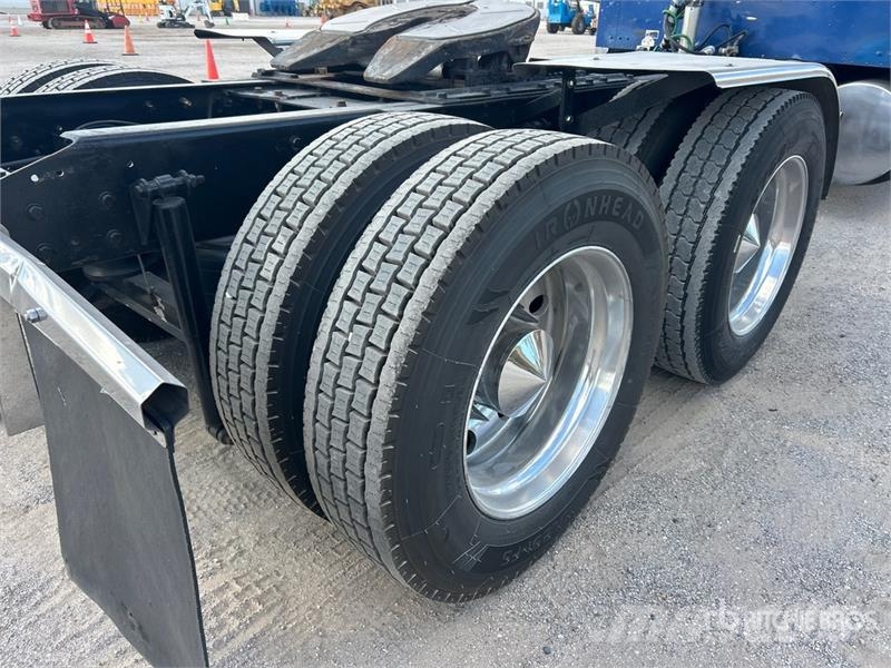 Kenworth W900 Vilcēji