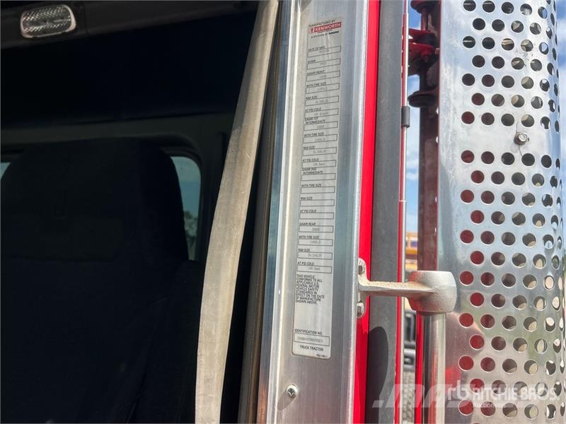 Kenworth W900 Vetopöytäautot