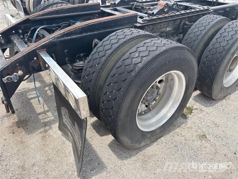 Kenworth W900 Vetopöytäautot