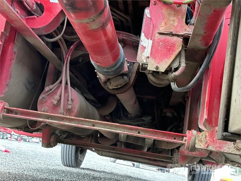 Kenworth W900 وحدات الجر
