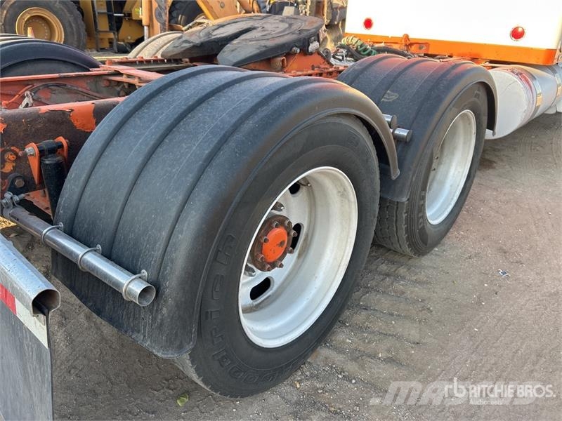 Kenworth W900 Τράκτορες