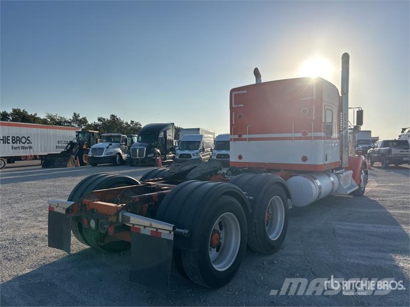 Kenworth W900 Τράκτορες