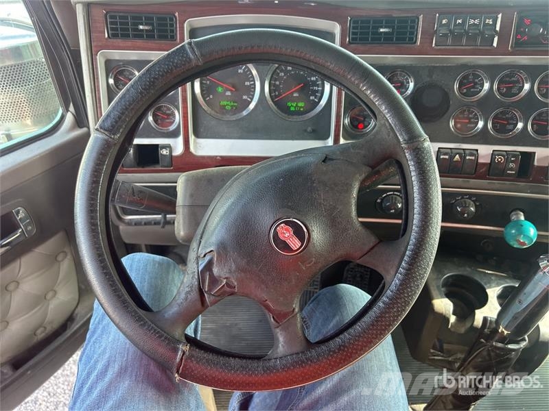 Kenworth W900 Nyergesvontatók