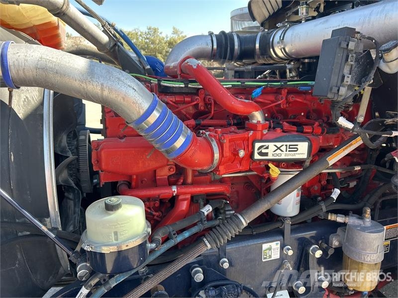Kenworth W900 Vetopöytäautot