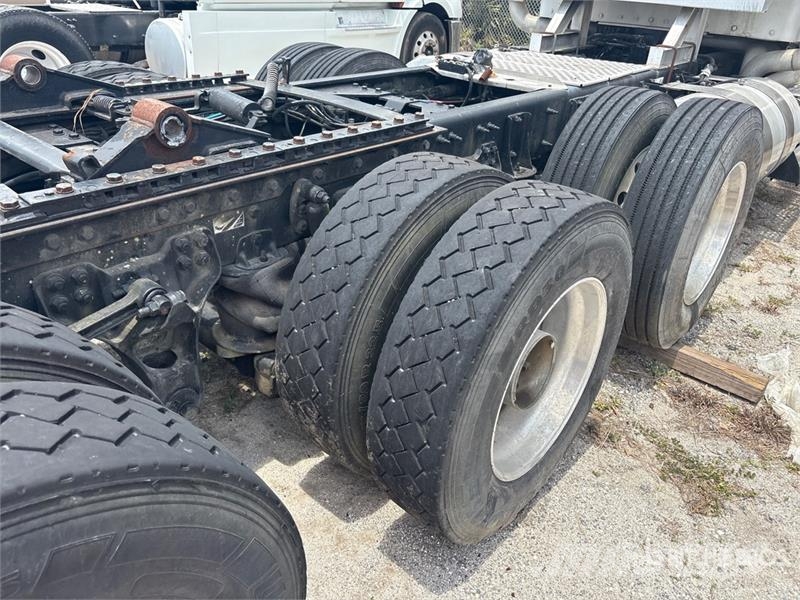 Kenworth W900 Vetopöytäautot