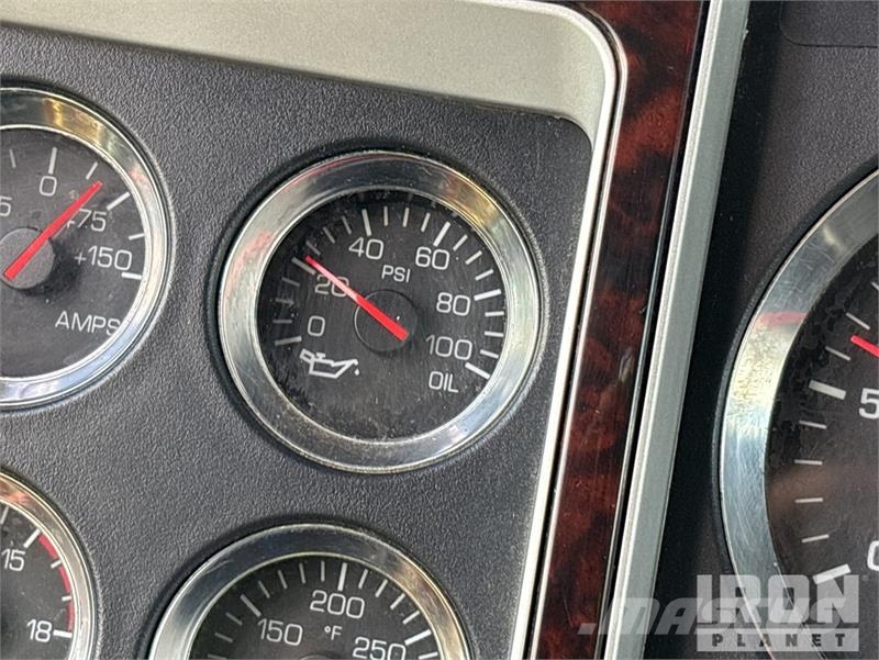 Kenworth W900 Prime Movers