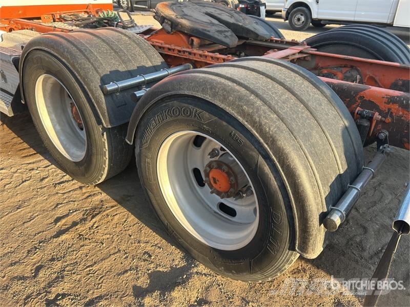 Kenworth W900 Τράκτορες