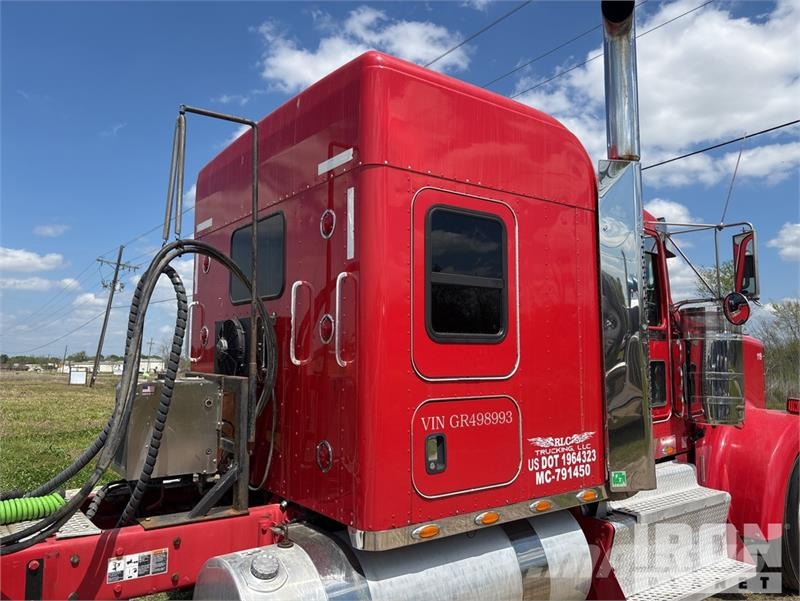 Kenworth W900 Prime Movers