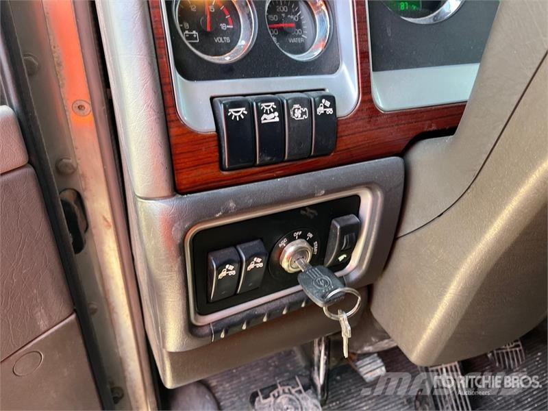 Kenworth W900 Vlačilci