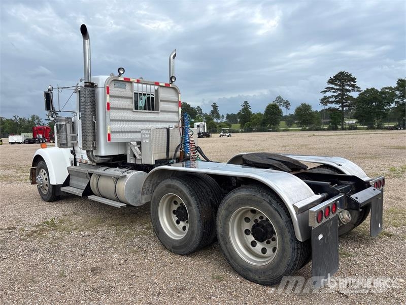 ケンワース W900の中古トラクターヘッド | トレーラーヘッドを