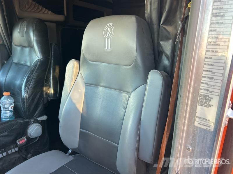 Kenworth W900 Τράκτορες