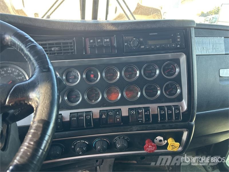 Kenworth W900 Τράκτορες
