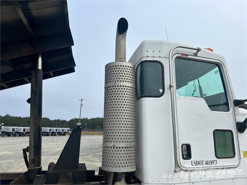 Kenworth W900 Pašizgāzējs