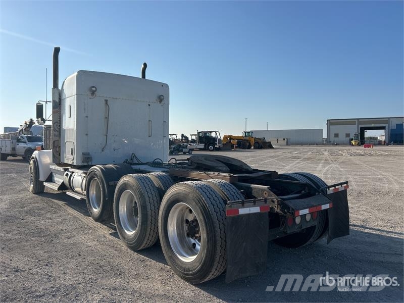 Kenworth W900 Τράκτορες