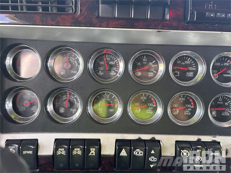Kenworth W900 Prime Movers