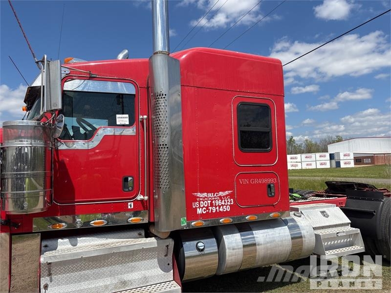 Kenworth W900 Prime Movers