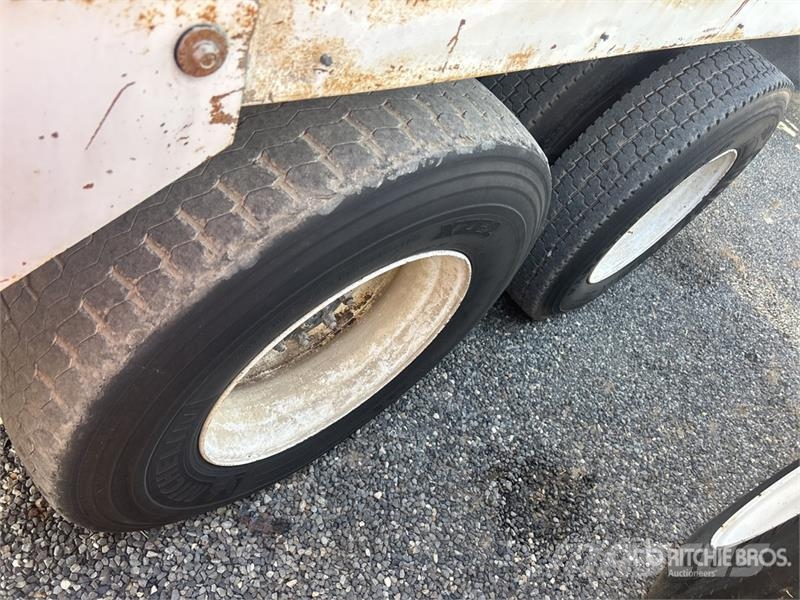 Kenworth W900 8x4 Mixer Truck (Inoperable) Avtomešalci za beton