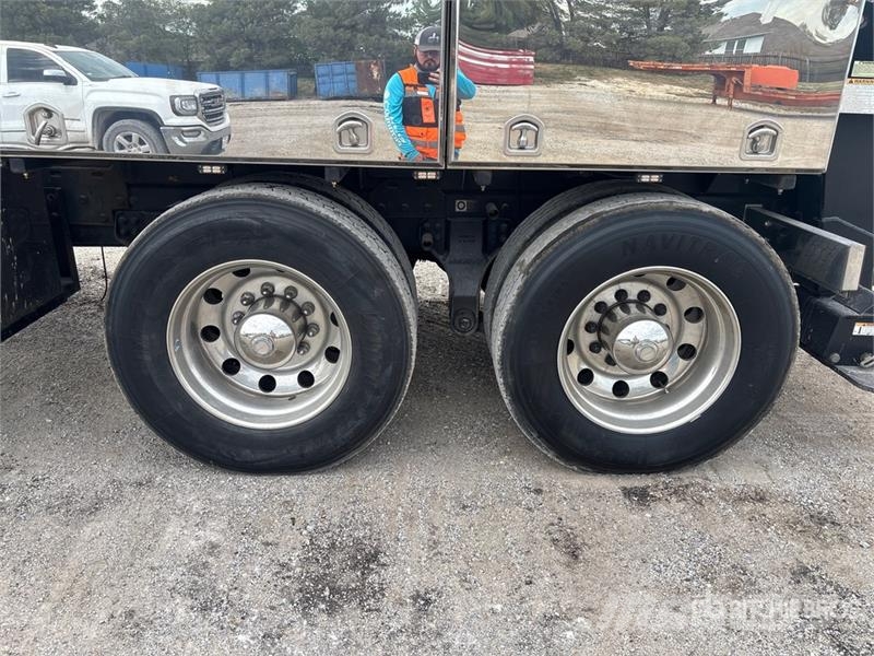 Kenworth W990 6x4 Sleeper Tow Truck Vehículos de reciclaje
