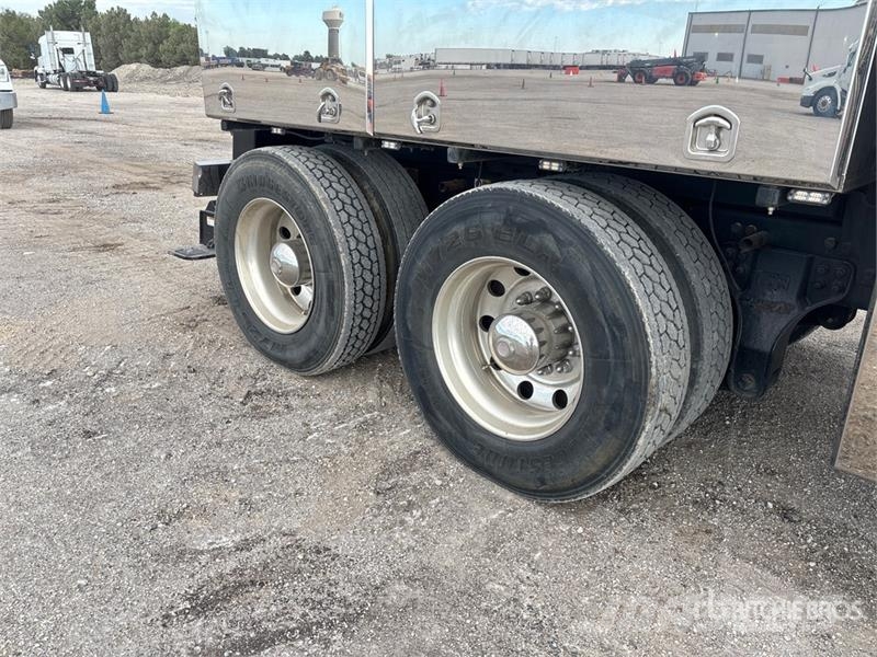 Kenworth W990 6x4 Sleeper Tow Truck Vehículos de reciclaje