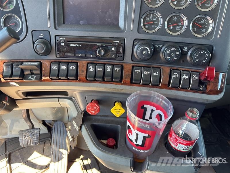 Kenworth W990 6x4 Sleeper Tow Truck Bergungsfahrzeuge