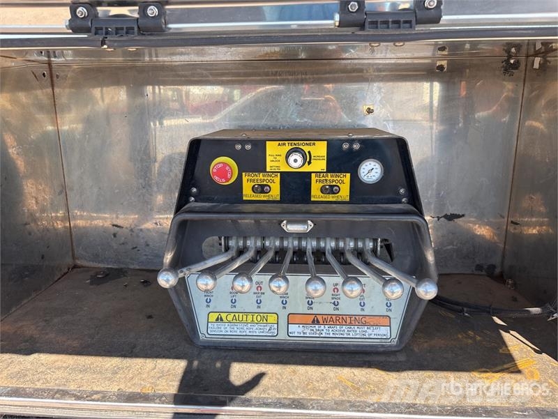 Kenworth W990 6x4 Sleeper Tow Truck Bergungsfahrzeuge