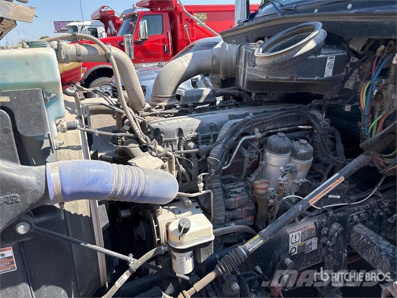 Kenworth W990 6x4 T/A Sleeper Truck Tractor Vlačilci