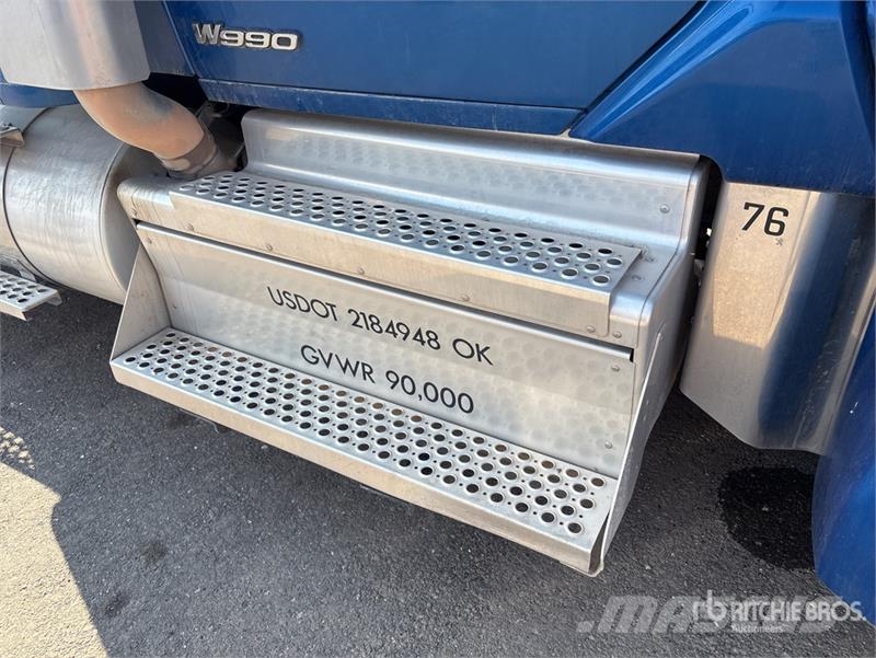 Kenworth W990 6x4 T/A Sleeper Truck Tractor Vlačilci