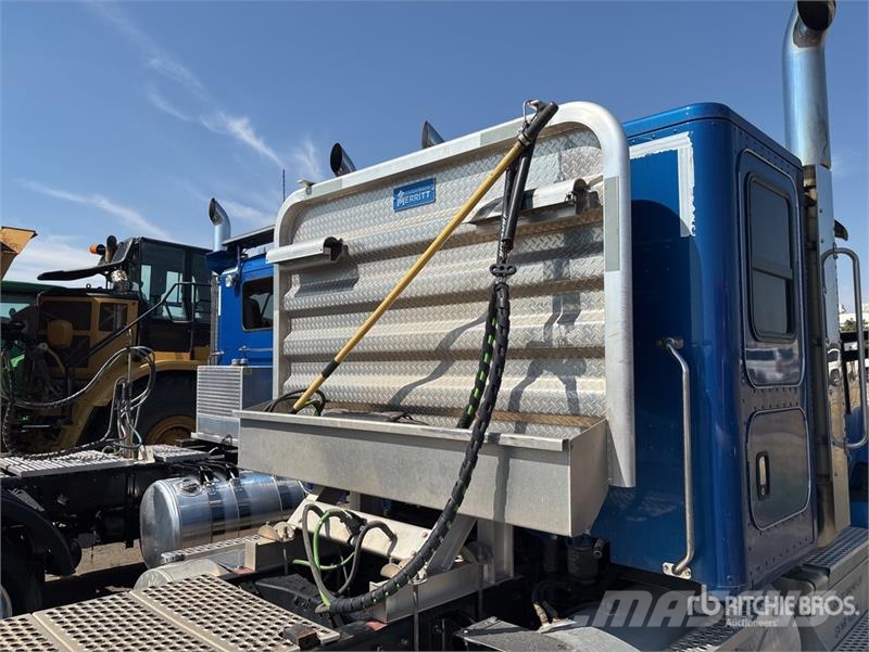Kenworth W990 6x4 T/A Sleeper Truck Tractor Vlačilci