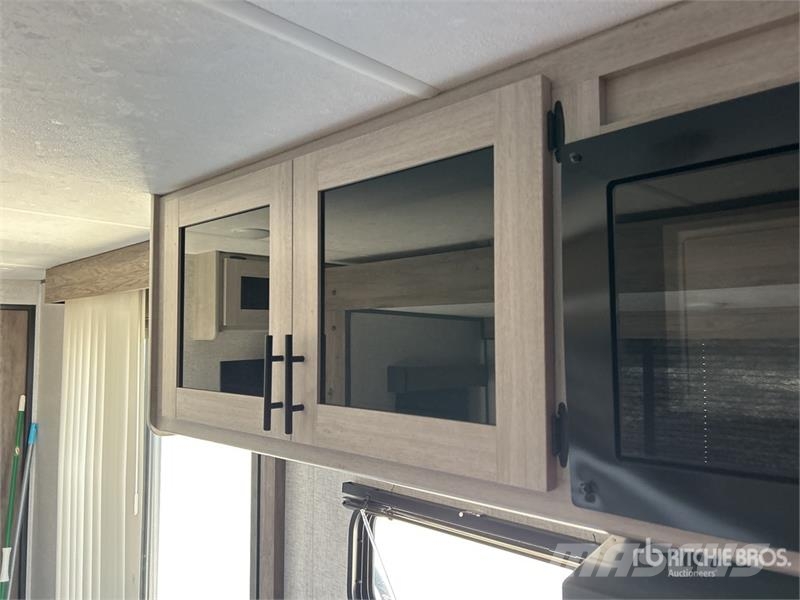 Keystone RV ZR390DB25 40 ft T/A Travel Trailer Other trailers