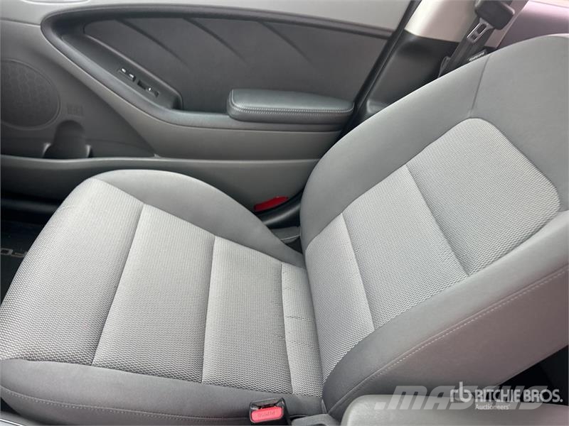 Kia Forte Kistehergépjárművek