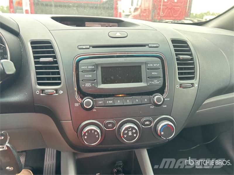 Kia Forte Kistehergépjárművek
