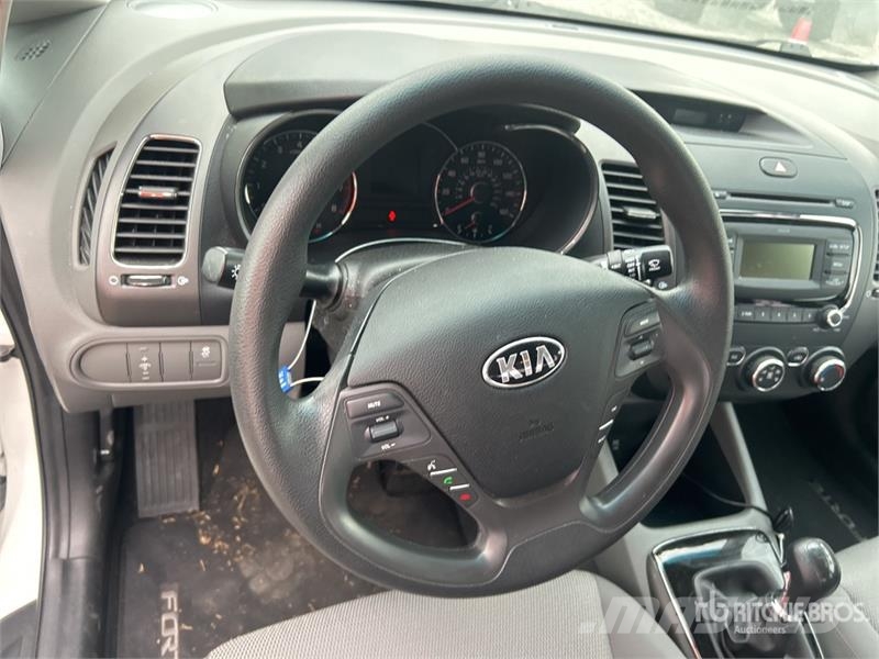 Kia Forte Kistehergépjárművek