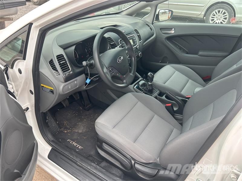 Kia Forte Kistehergépjárművek