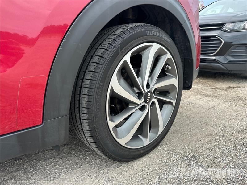 Kia Niro Touring Hybrid Automobile Cars