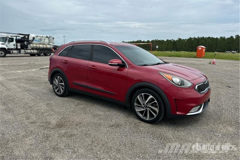 Kia Niro Touring Hybrid Automobile Henkilöautot