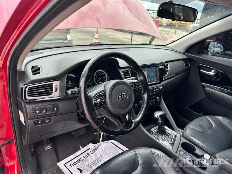 Kia Niro Touring Hybrid Automobile Cars