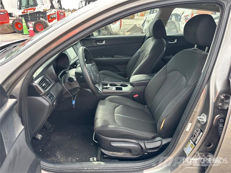Kia Optima Henkilöautot