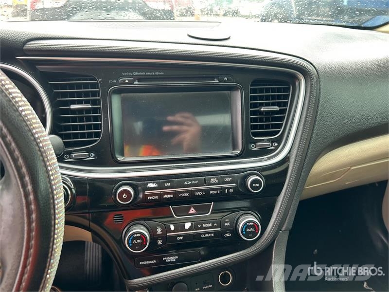 Kia Optima Automobili
