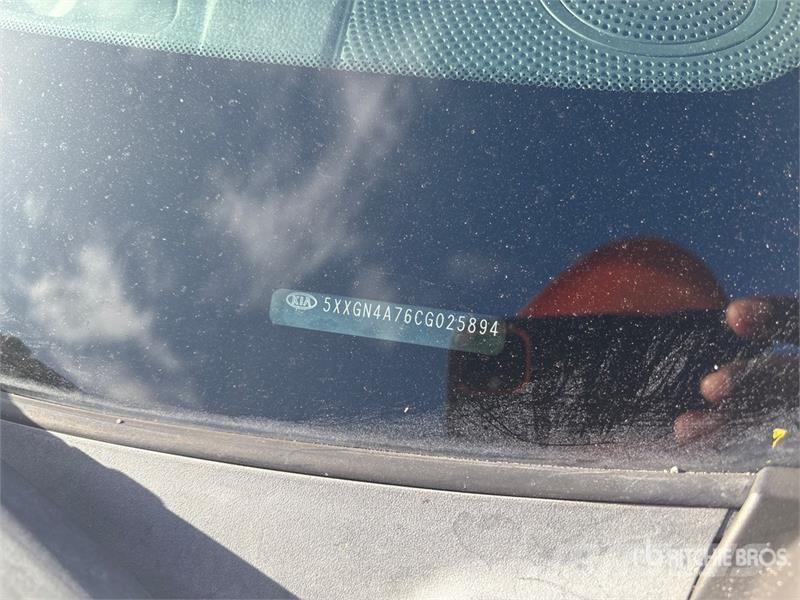Kia Optima Automašīnas