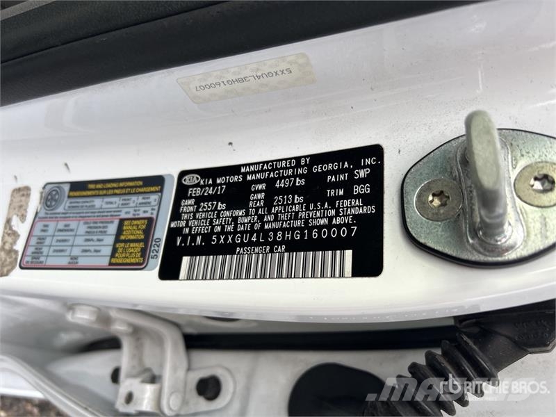 Kia Optima Automašīnas