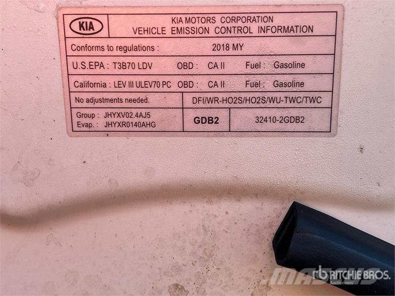 Kia Optima Автомобілі