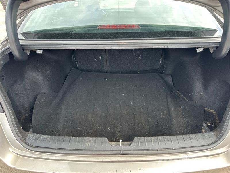 Kia Optima Henkilöautot