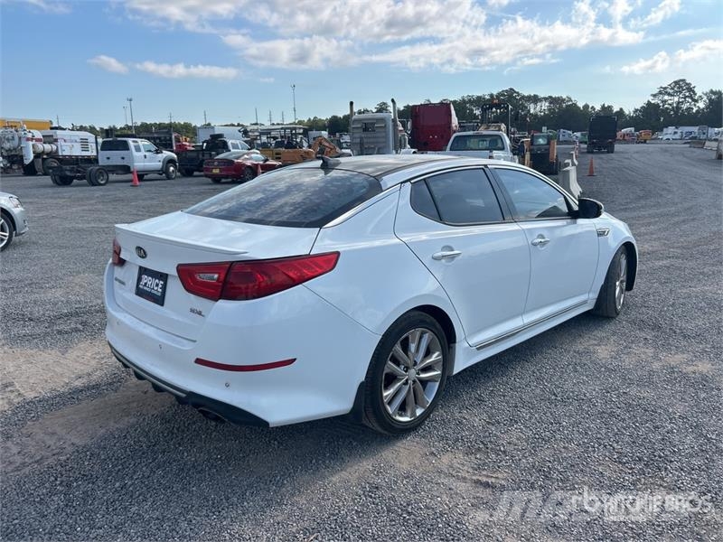 Kia Optima 汽车